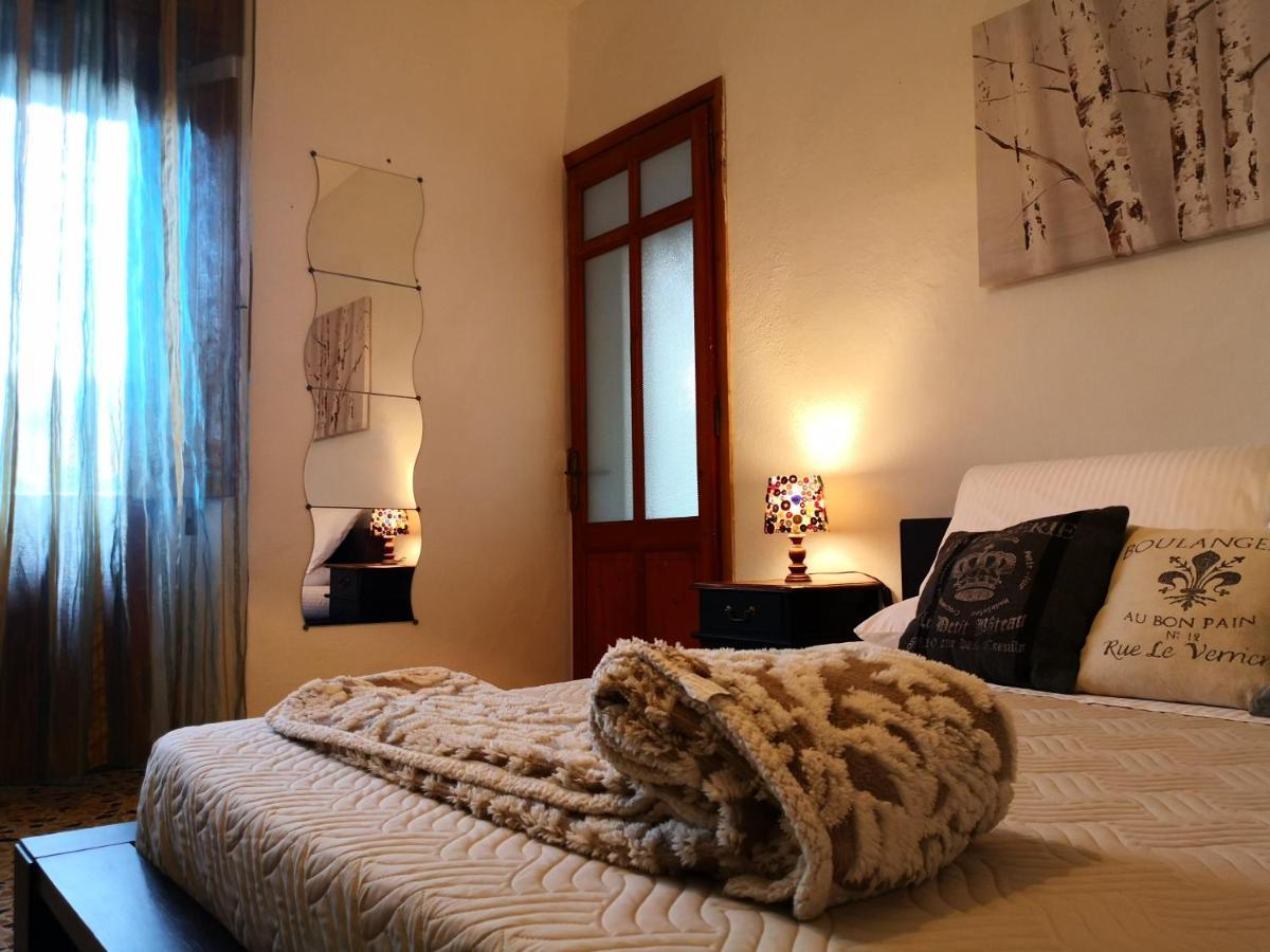 Bed and Breakfast Zia Chiarina San Nicolo Gerrei Екстер'єр фото