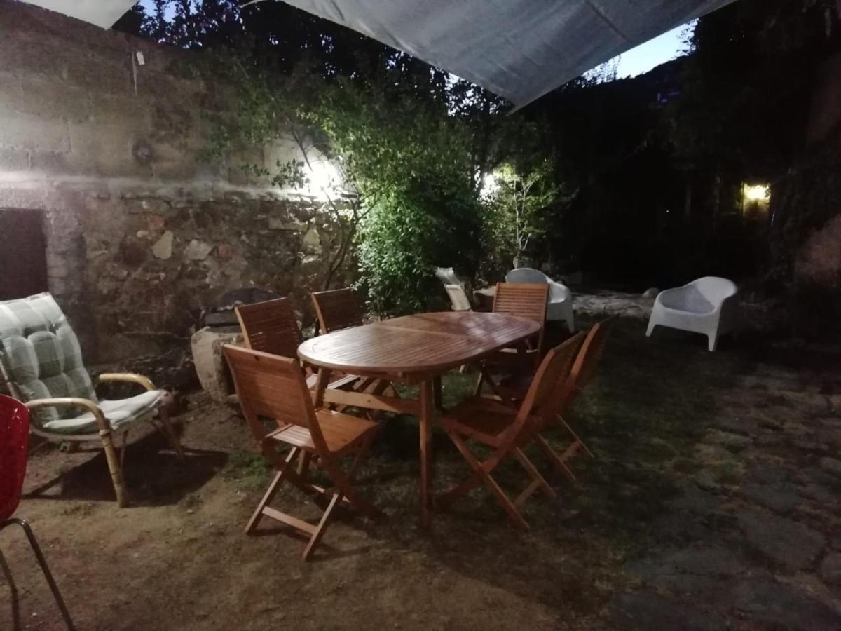 Bed and Breakfast Zia Chiarina San Nicolo Gerrei Екстер'єр фото