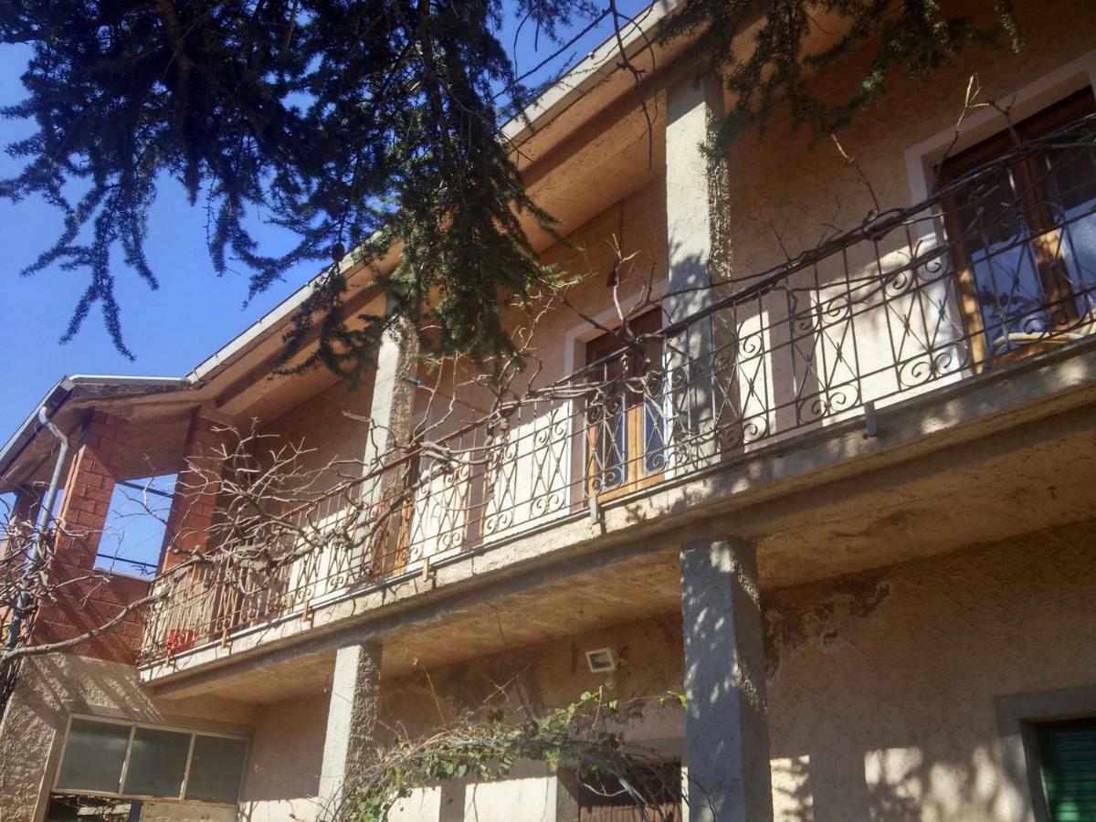 Bed and Breakfast Zia Chiarina San Nicolo Gerrei Екстер'єр фото