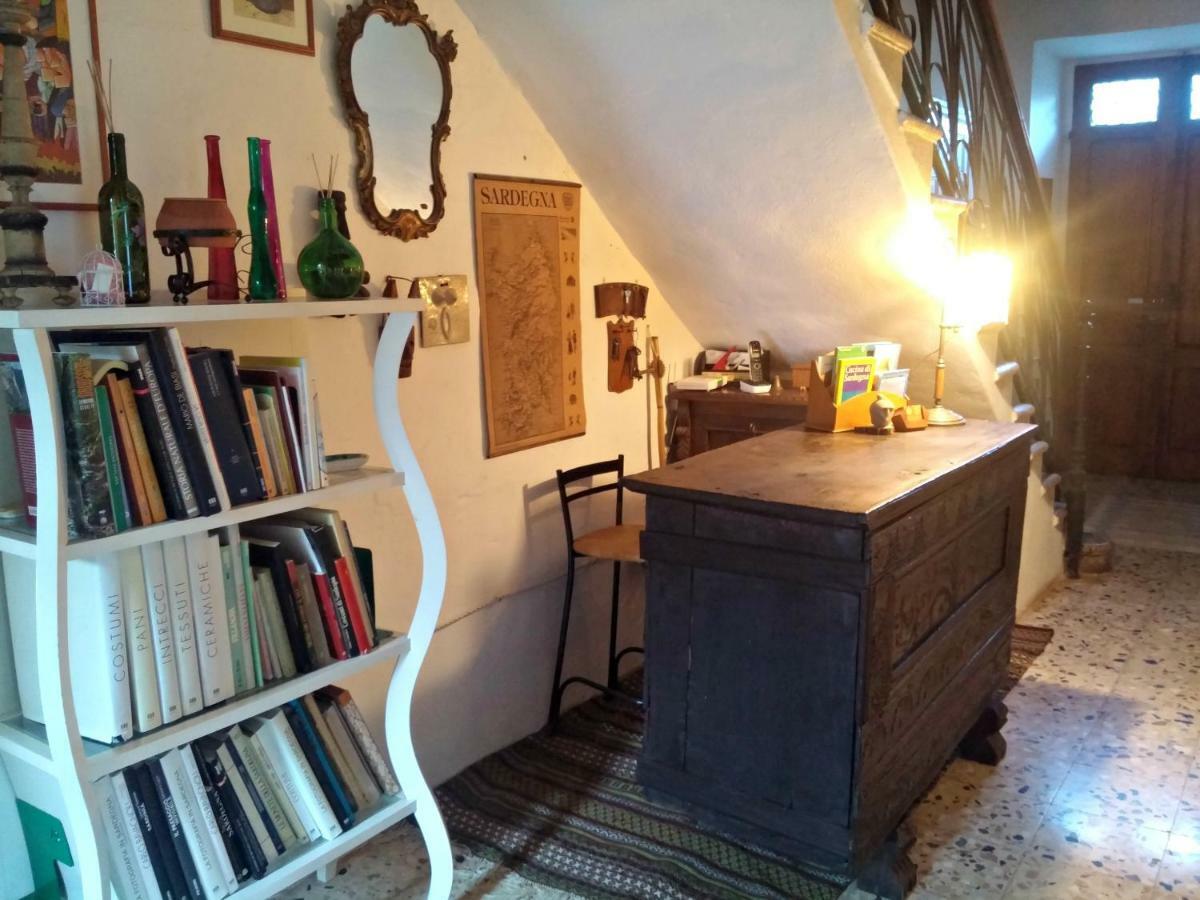 Bed and Breakfast Zia Chiarina San Nicolo Gerrei Екстер'єр фото